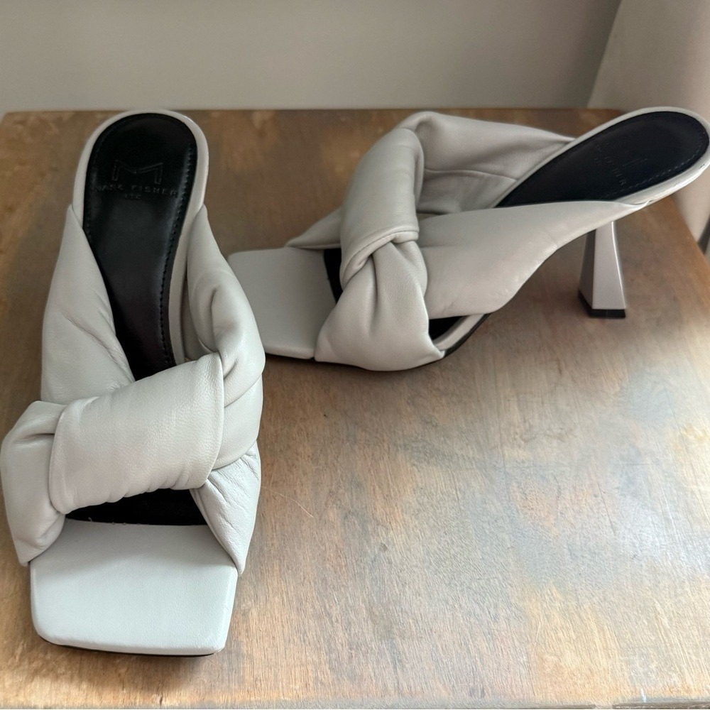 MARC FISHER Gray Dellian Chunky Knot Kitten Heel‎ Leather Slip-on Sandal 6 NEW